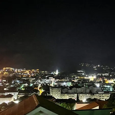 View * モスタル